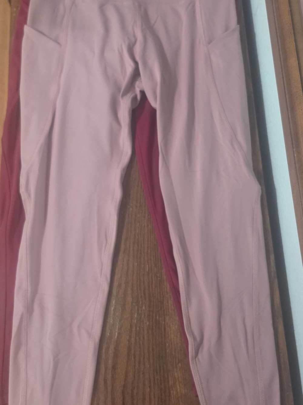 2 PK- High-Rise Pink And Red Active Leggings with Phone Pockets